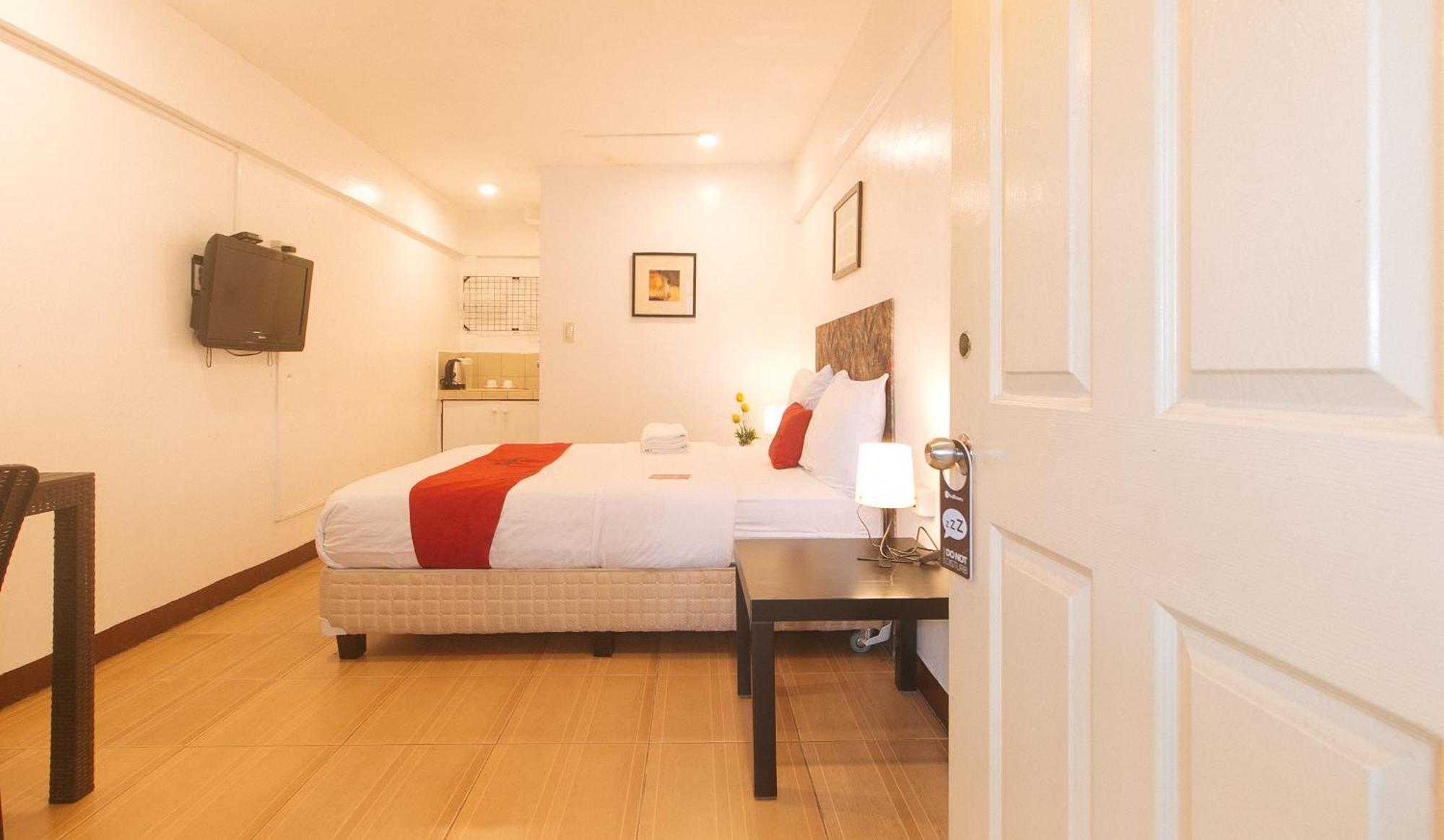 Lias Reddoorz At City Stay Inns Marilao מראה חיצוני תמונה