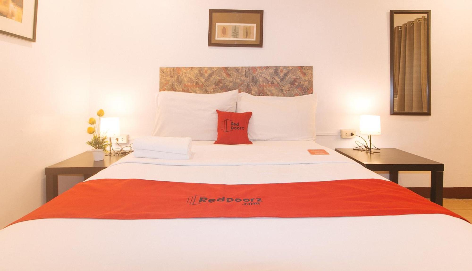 Lias Reddoorz At City Stay Inns Marilao מראה חיצוני תמונה