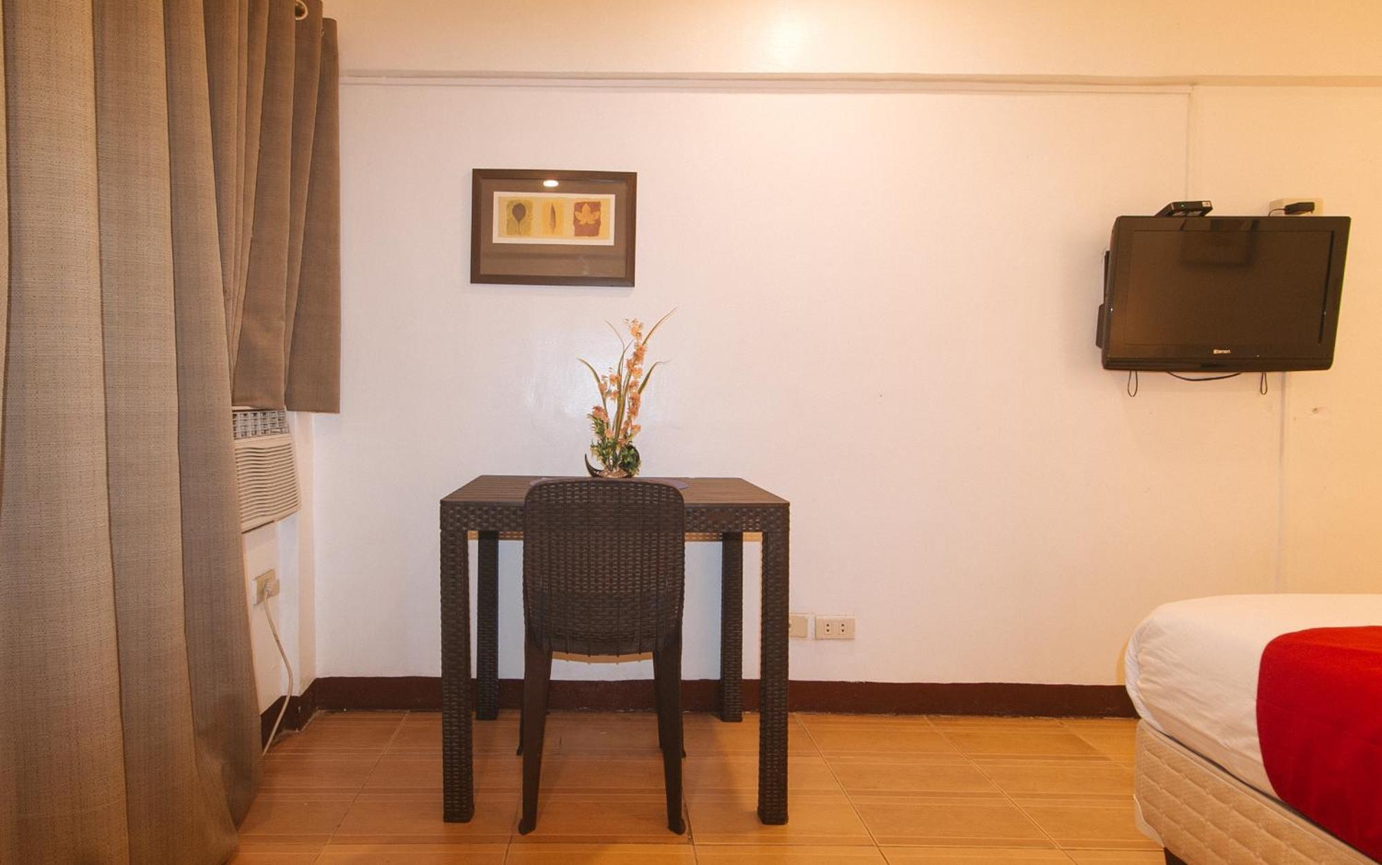 Lias Reddoorz At City Stay Inns Marilao מראה חיצוני תמונה